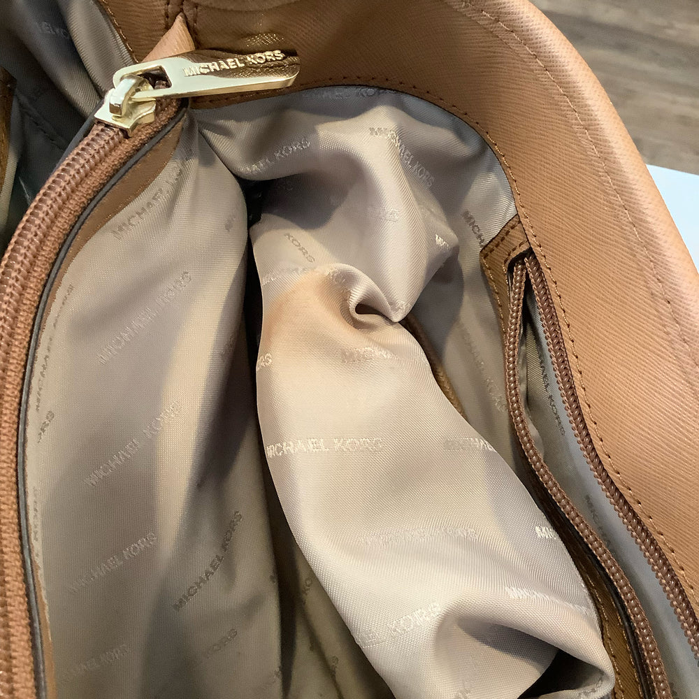 
                      
                        Michael Kors Jet Set Saffiano Leather Tote Bag
                      
                    