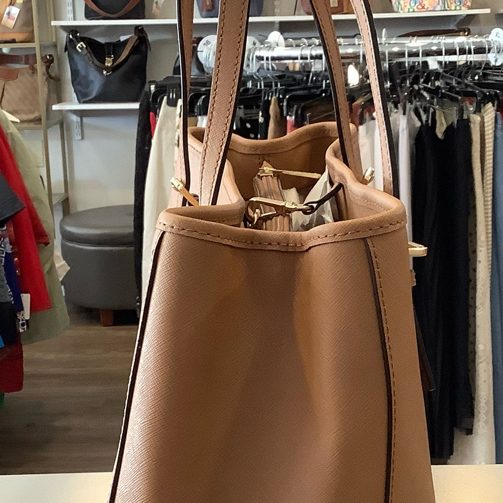 
                      
                        Michael Kors Jet Set Saffiano Leather Tote Bag
                      
                    