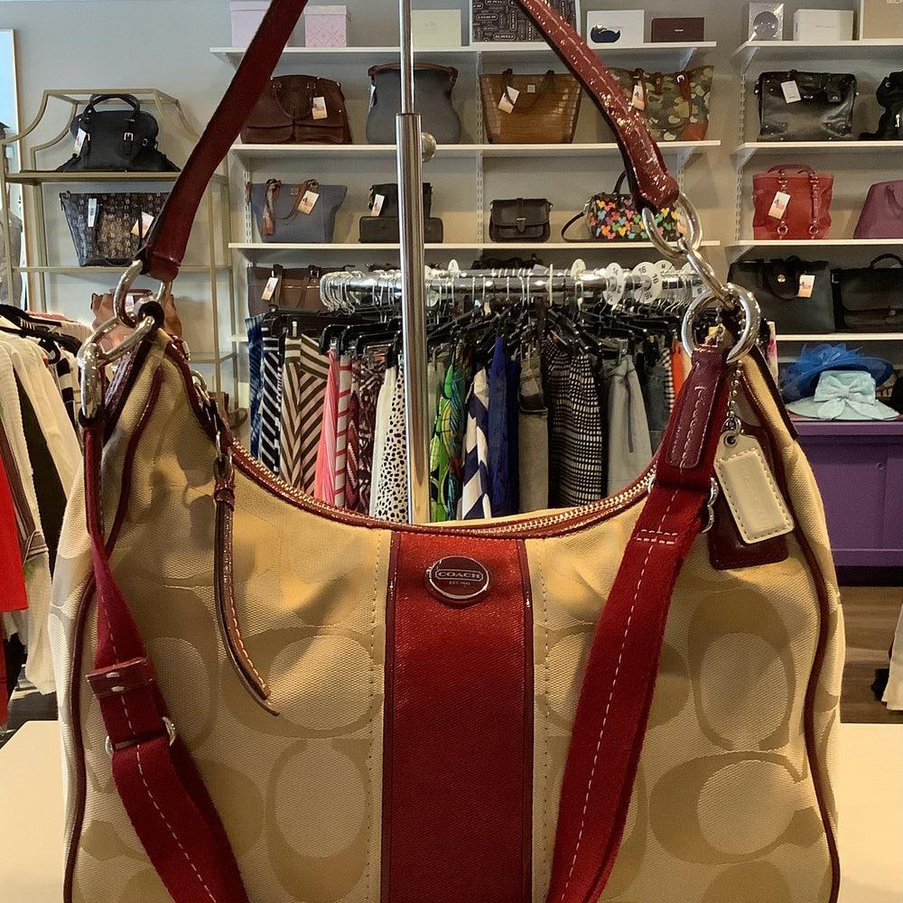 
                      
                        Coach Shoulder Bag
                      
                    