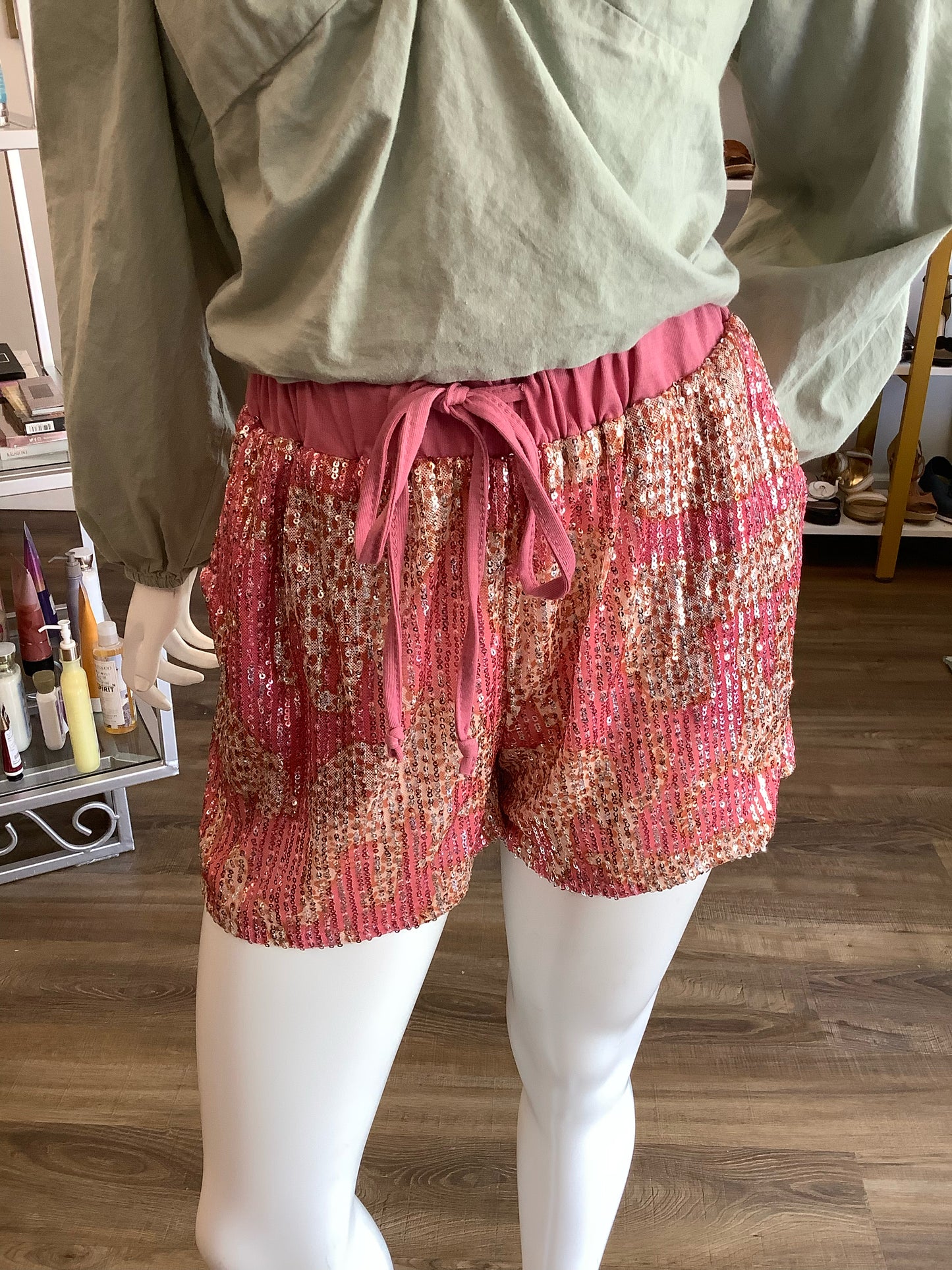 Size L Grace+Emma Shorts