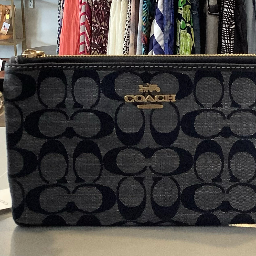 
                      
                        Coach Corner Zip Trio Wristlet
                      
                    