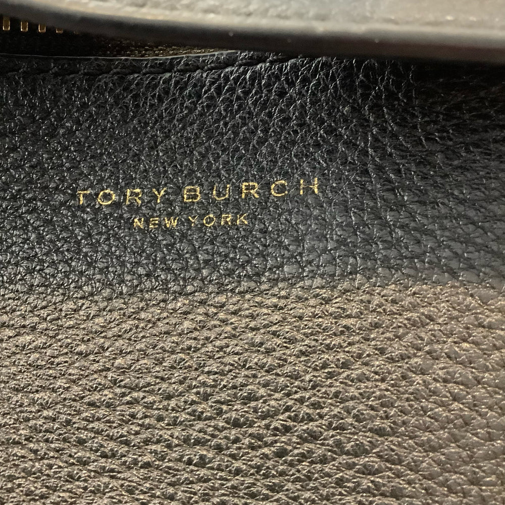 
                      
                        Tory Burch Shoulder Bag
                      
                    