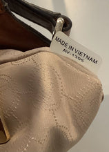 Load image into Gallery viewer, Michael Kors Cynthia Signature Handbag