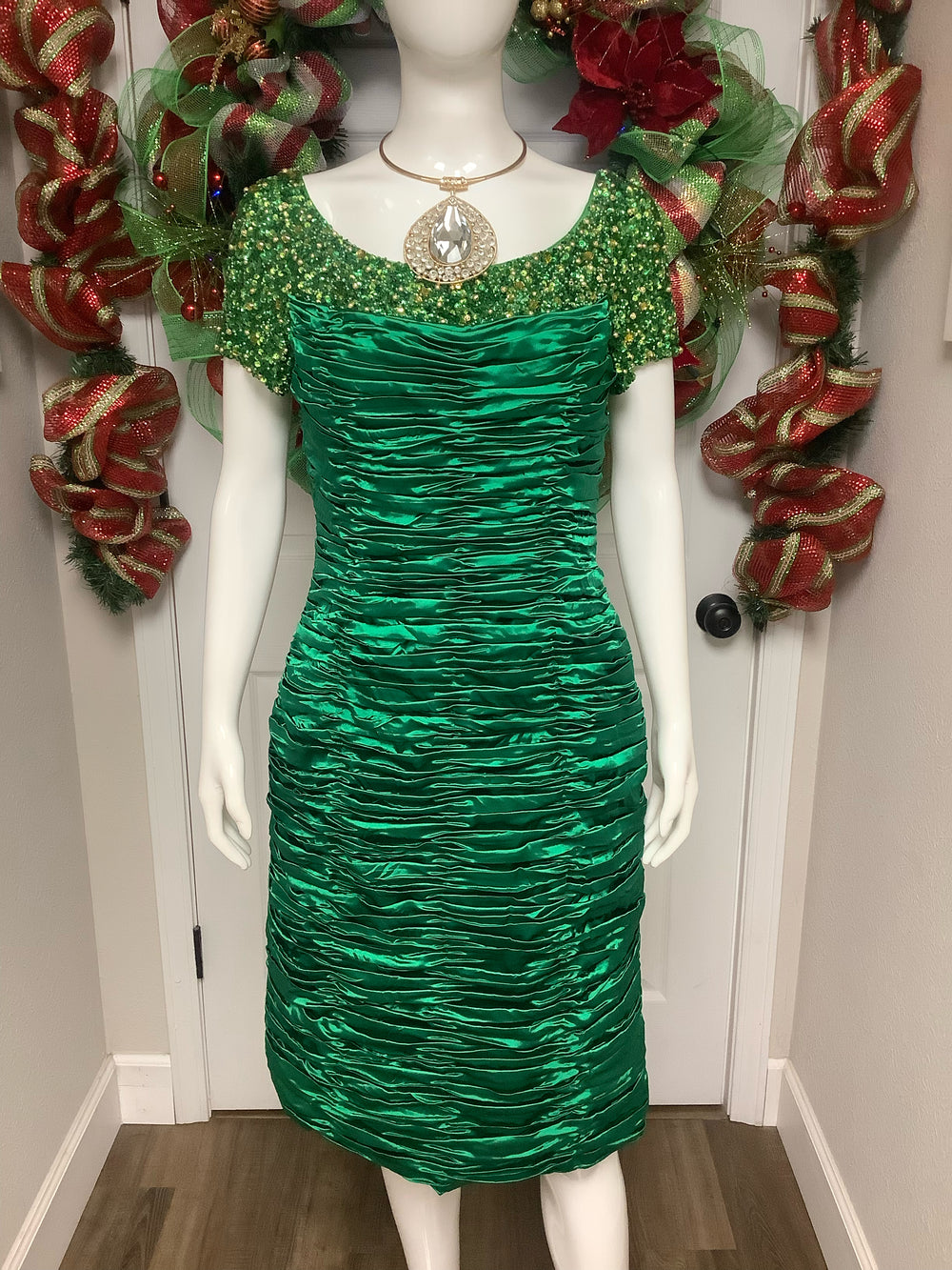 Size 12 Takky Taylor Gown/Evening Wear