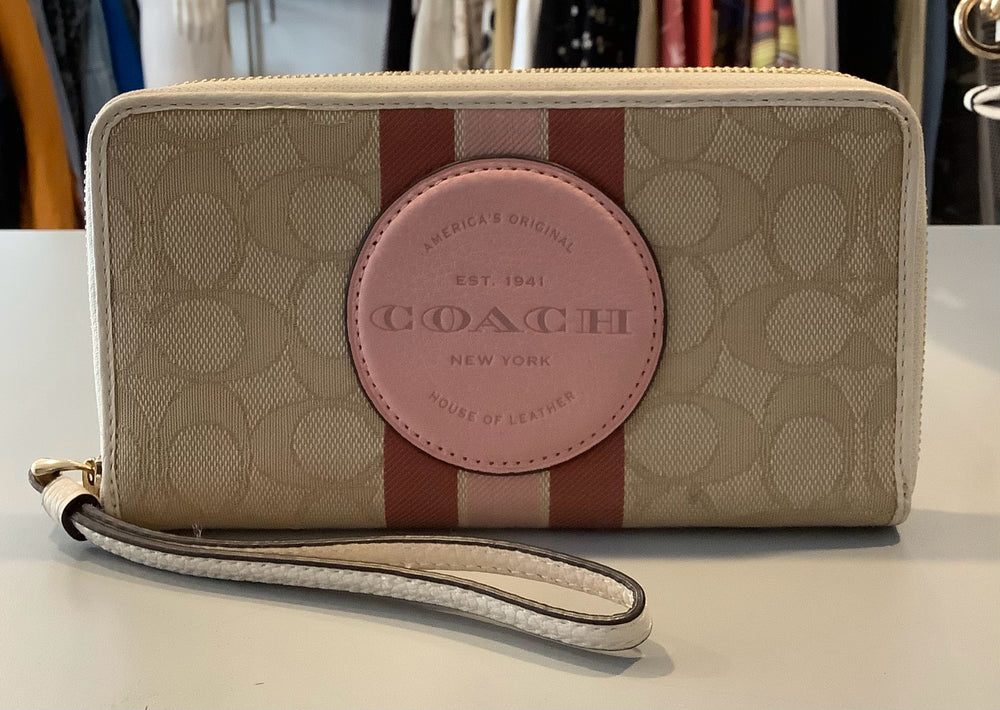 Coach Patch Dempsey Large Phone Wrislet Wallet