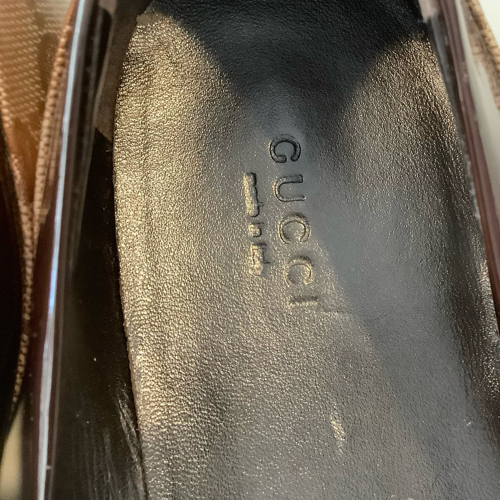 
                      
                        9.5B Gucci Horsebit Bamboo  Flats
                      
                    