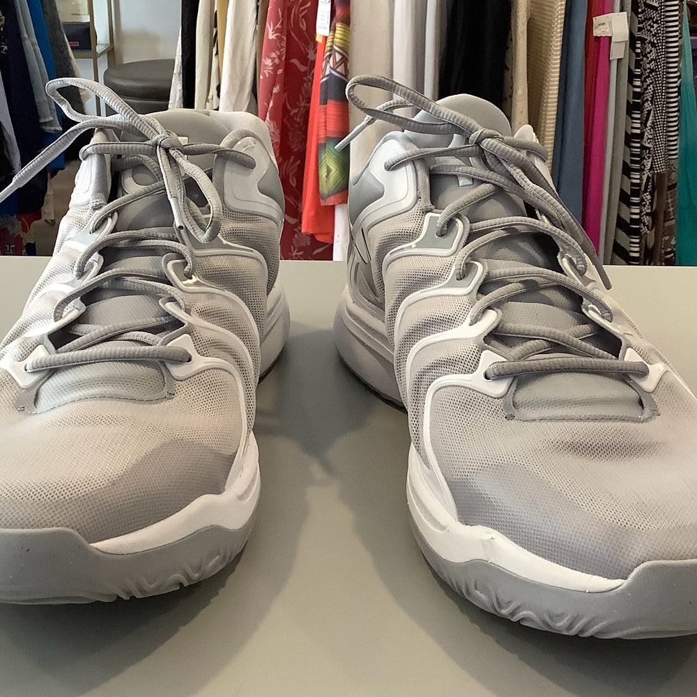 15 Nike KD17  Sneakers