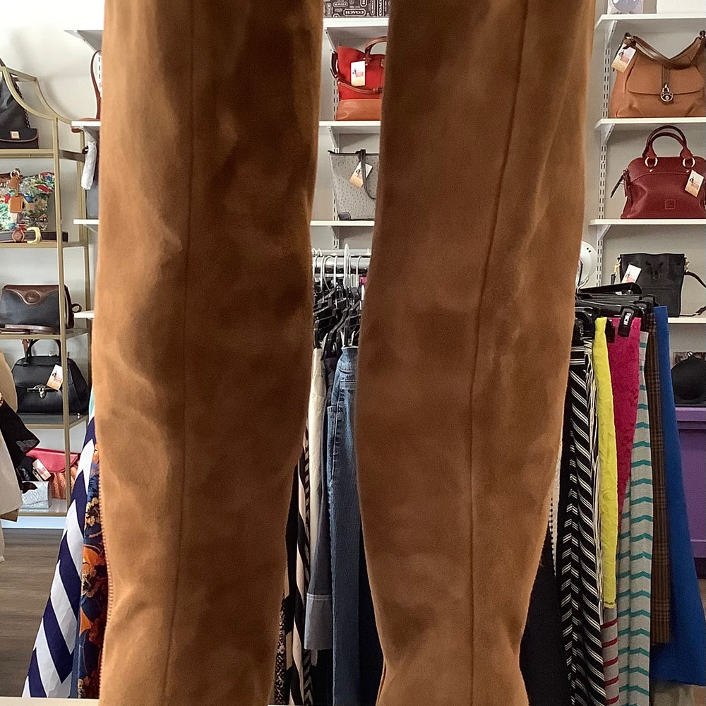 
                      
                        9.5 M Nine West Tall Boots
                      
                    