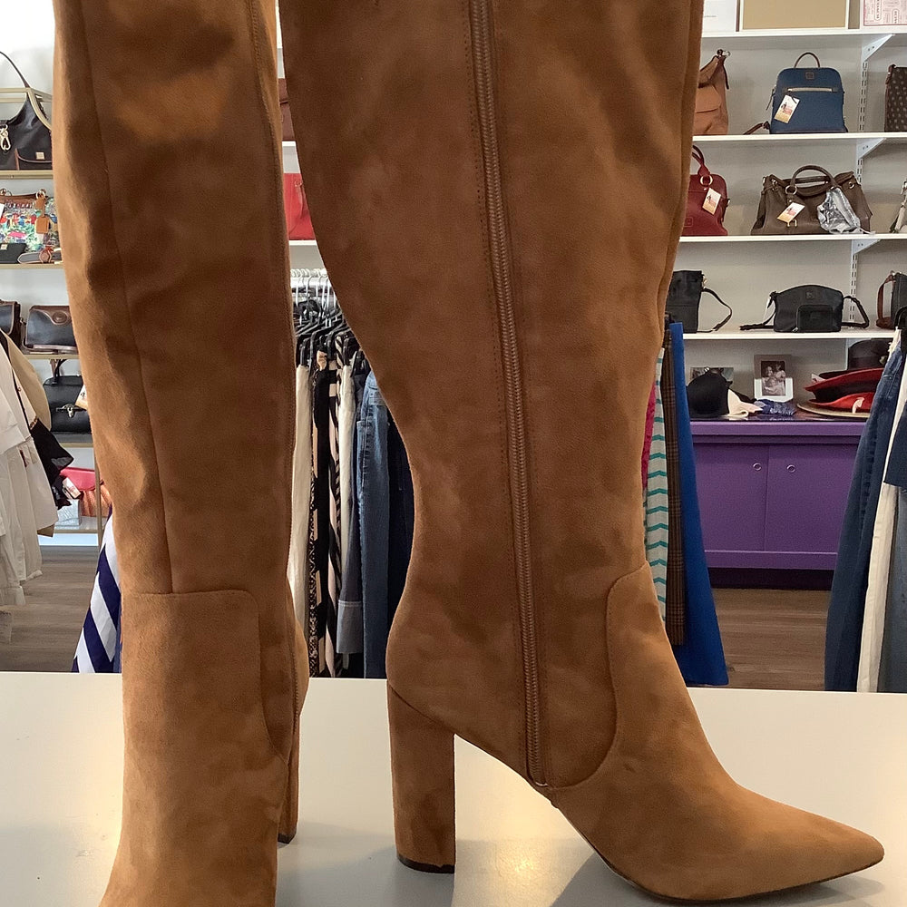 
                      
                        9.5 M Nine West Tall Boots
                      
                    