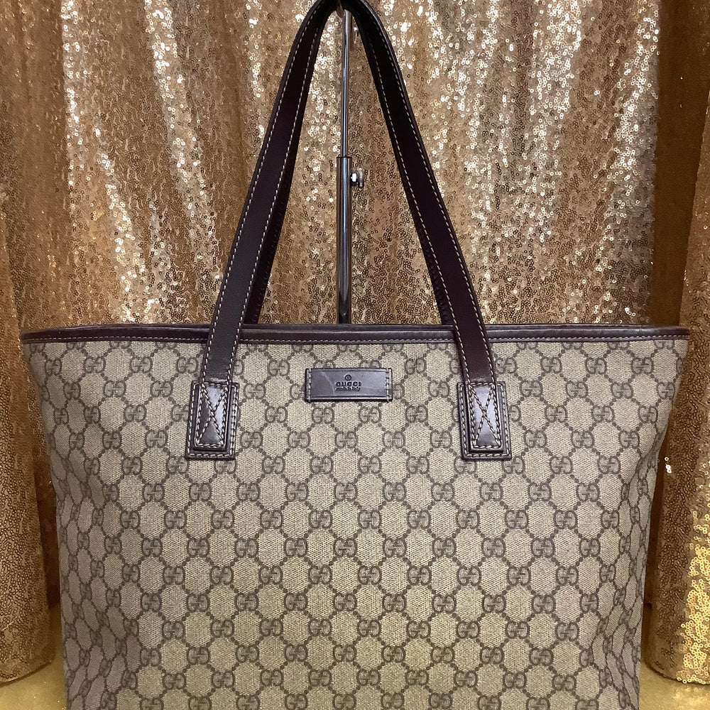 Gucci Signature Tote